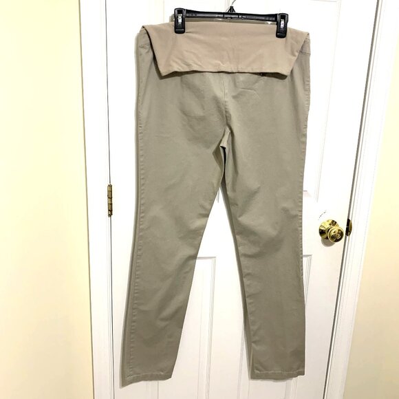 H&M Mama Maternity Khakis. Brown. Dressy. Size 14. 2 Pockets. Work Chinos. Belt. - Picture 2 of 15